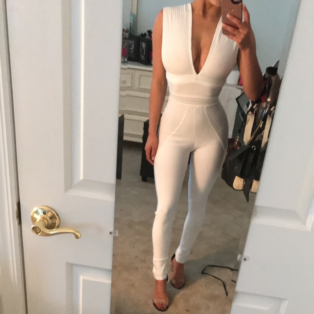 Jumpsuit - Picture 8 of 8